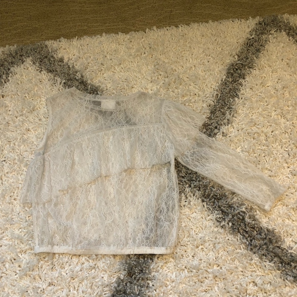 Pretty Ruffle Top - Picture 3 of 3